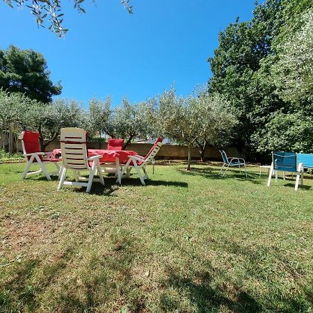 Apartman Vito Medolino Esterno foto