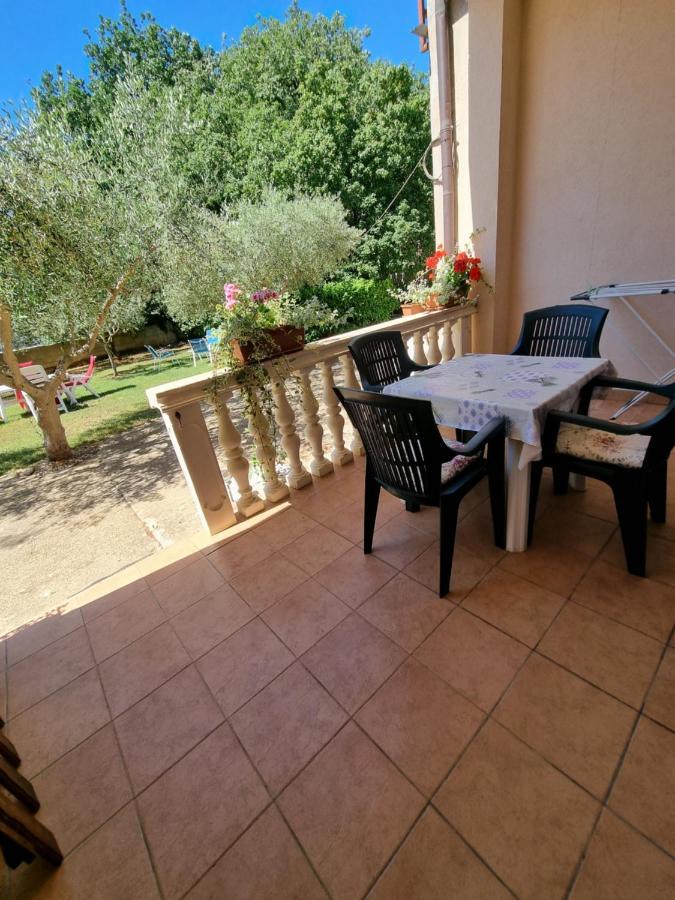 Apartman Vito Medolino Esterno foto