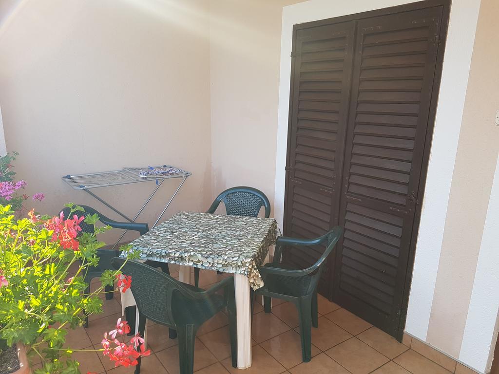 Apartman Vito Medolino Esterno foto